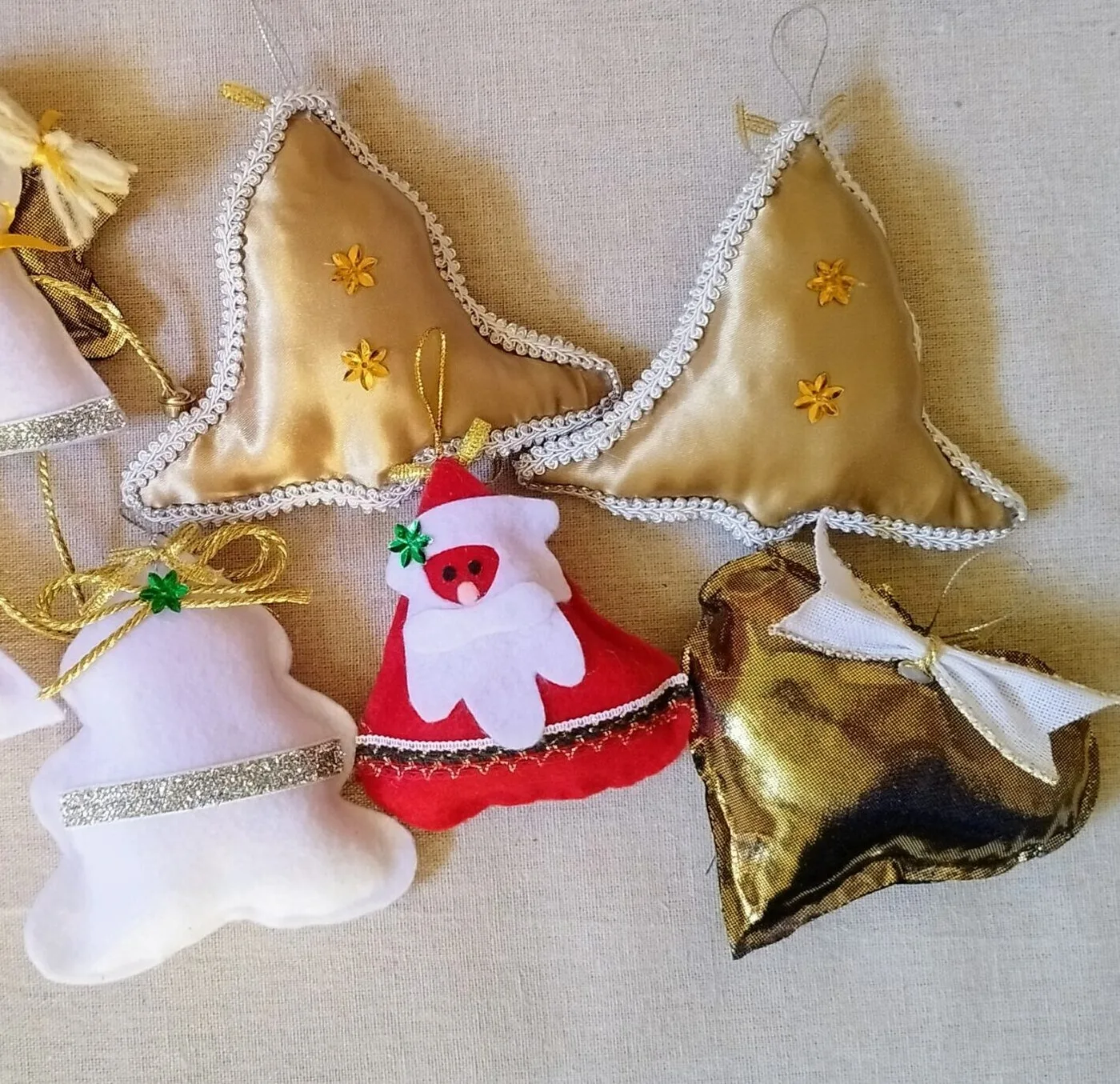 ¡Transforma tu Navidad con Estos Adornos DIY Fáciles, Únicos y Económicos!